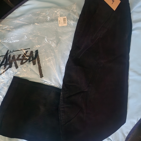 Stussy - Picture 3 of 4